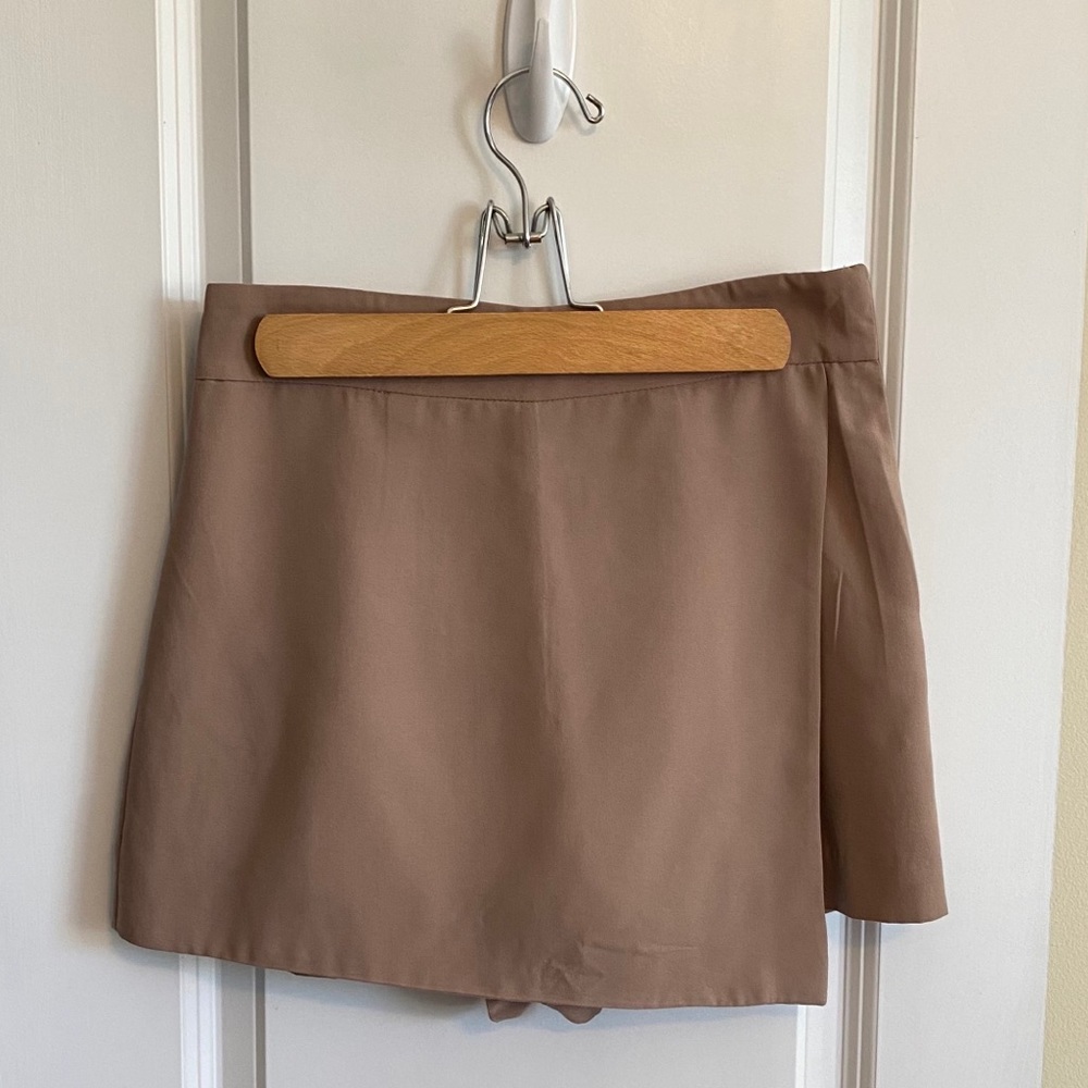 Forever 21 Tan Skort
